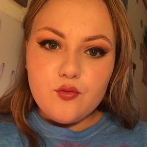 Meet your Posher, Zoe